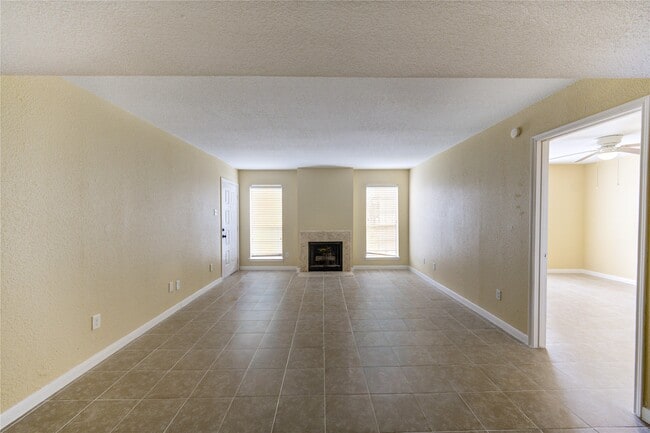 Building Photo - 6606 De Moss Dr