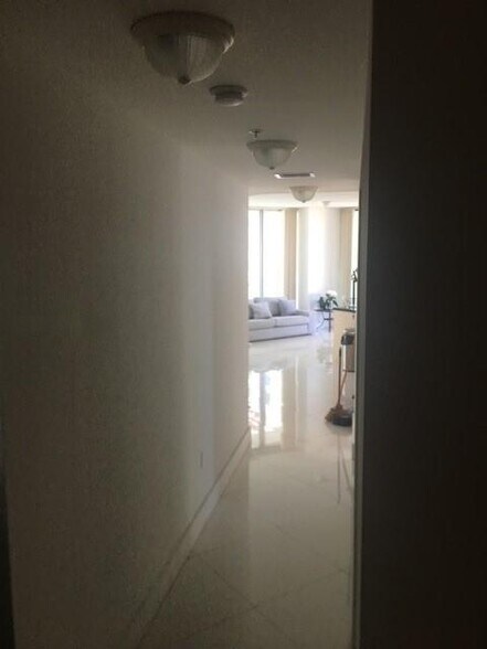 Building Photo - 79 SW 12th St