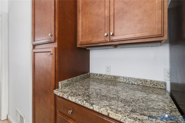 Building Photo - 7117 Brigham Rd