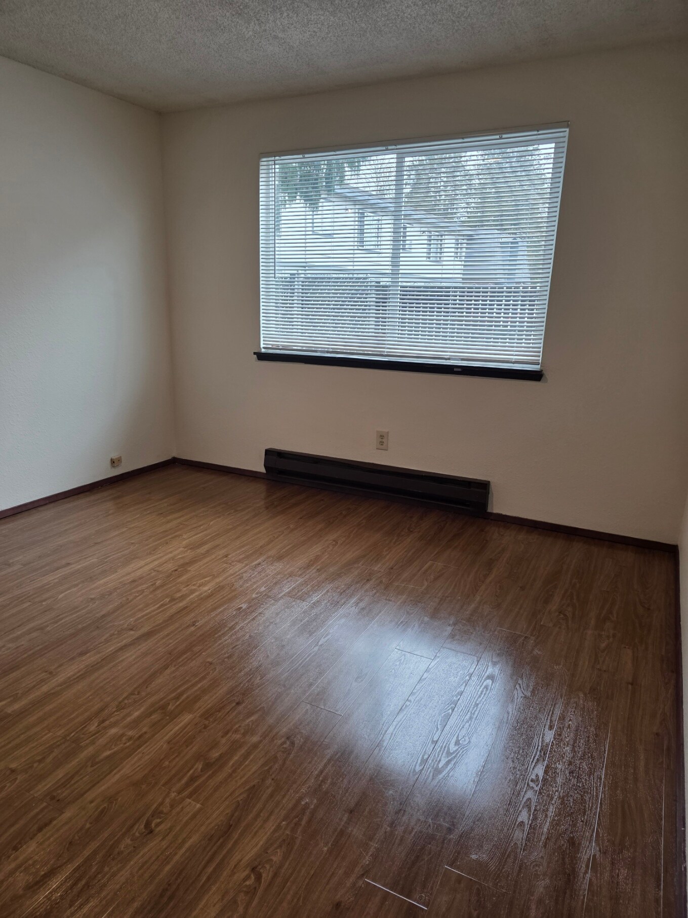 bedroom 1 - 2962 O St SE