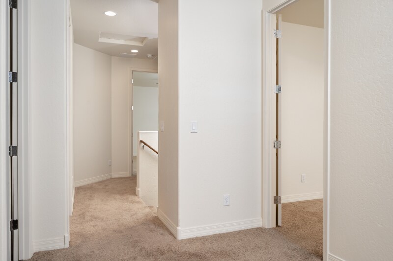 Building Photo - 2575 W Pollo Cir