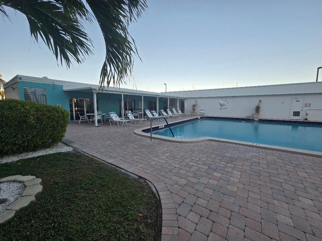 Building Photo - 4908 38th Way S