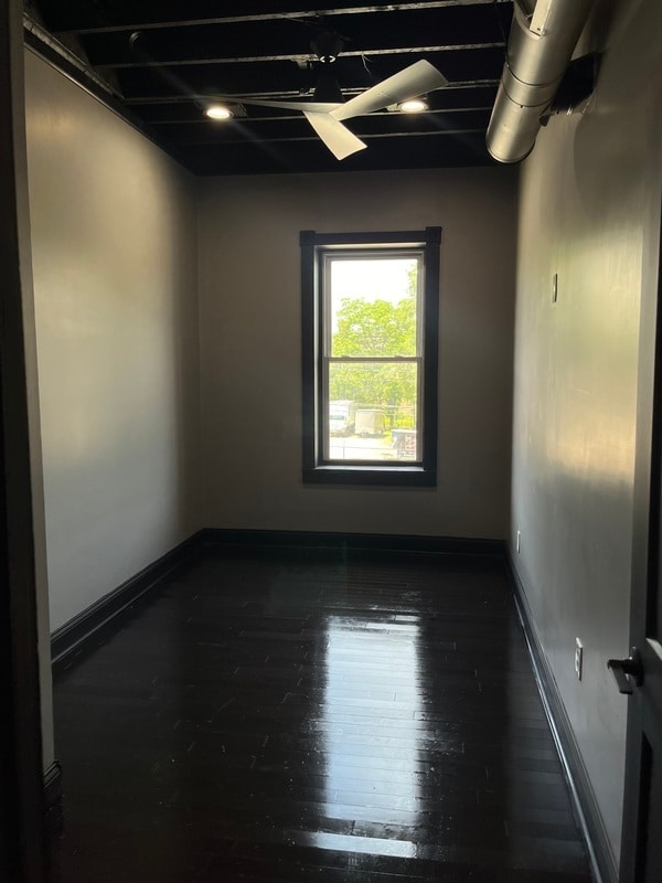 Building Photo - 2832 Stanton Ave