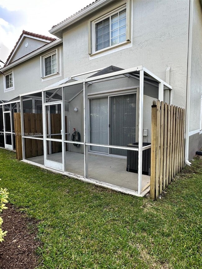 Building Photo - 3920 San Simeon Ln