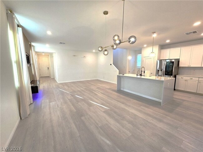 Building Photo - 10382 Arroyo Willow St