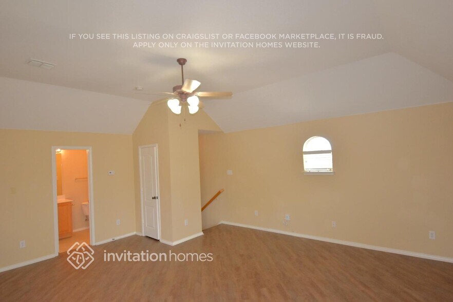 Building Photo - 113 Singletree Ln