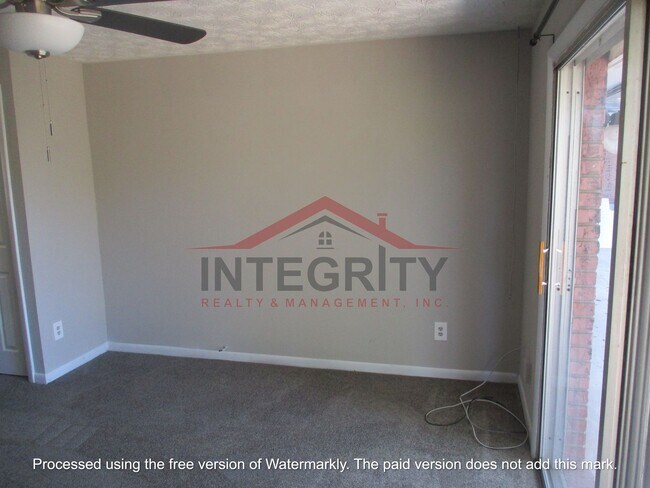 Building Photo - 3 Bed/ 2 Bath in Orange Park, FL