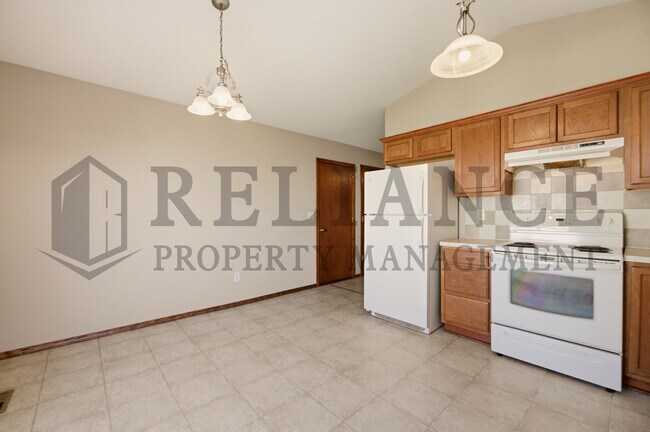 Building Photo - 9922 E Kinkaid Cir