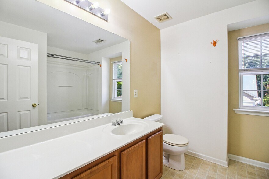 Building Photo - 5605 Sable Bay Pt