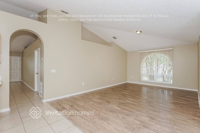Building Photo - 1755 McFarlane Ave