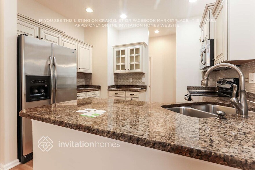 Building Photo - 4259 Tennyson Way