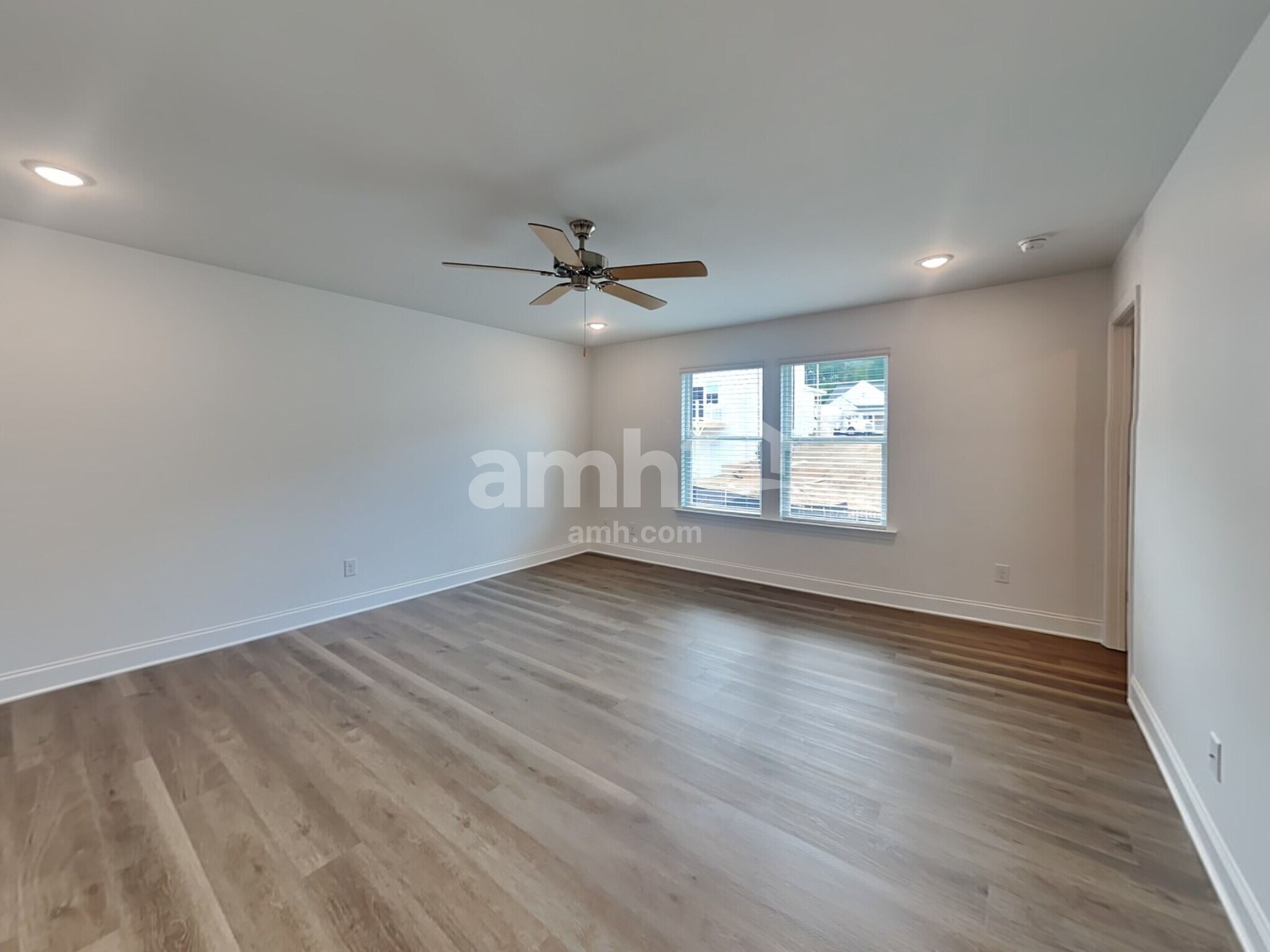 Building Photo - 1374 Soapstone Rd