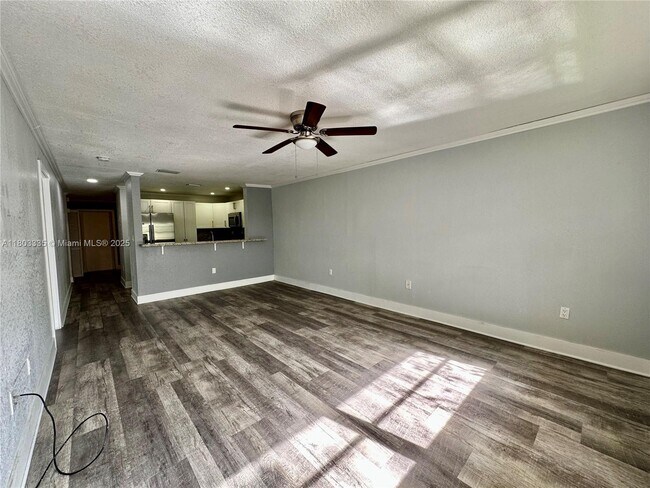 Building Photo - 15430 SW 82nd Ln