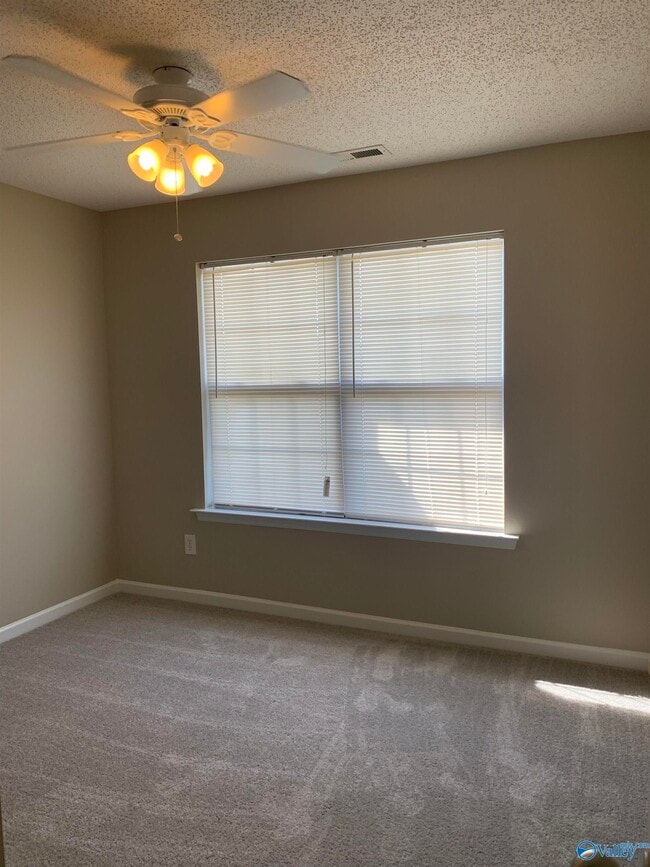 Building Photo - 104 Dartford Dr