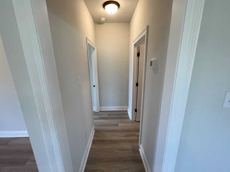 Building Photo - 18031 Evergreen Dr