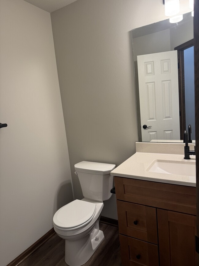 Building Photo - 5745 Holmstrom Ct