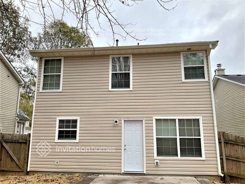 Building Photo - 133 Hidden Creek Dr