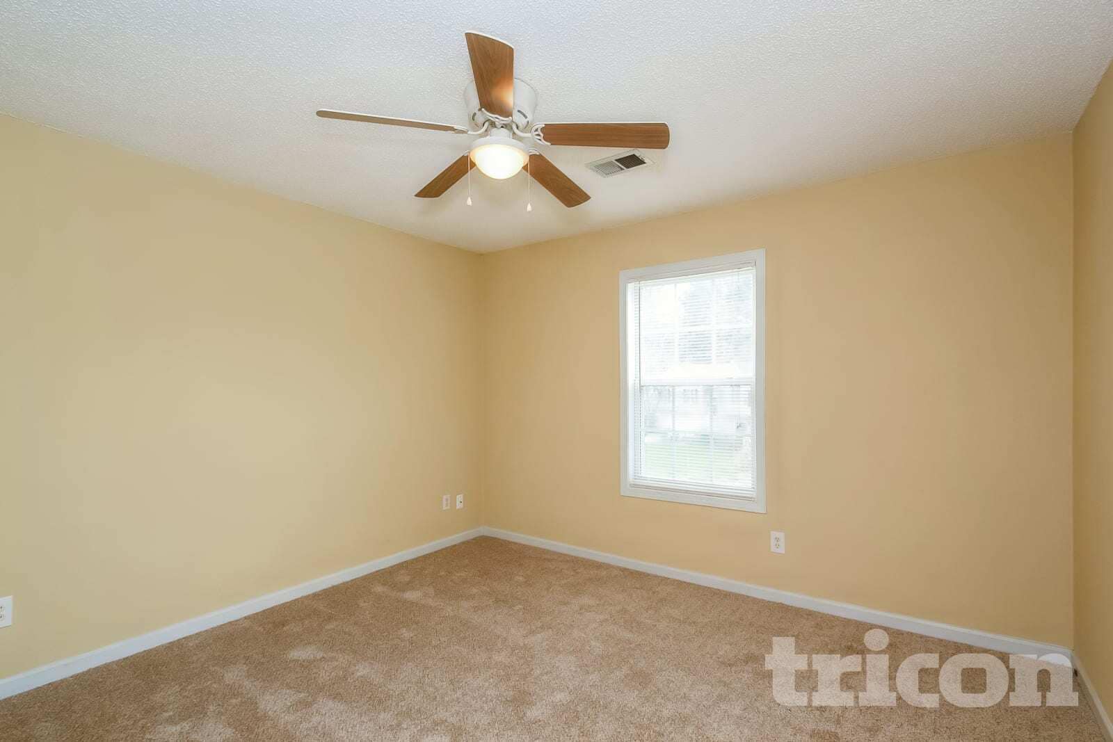 Building Photo - 500 Devcon Ln