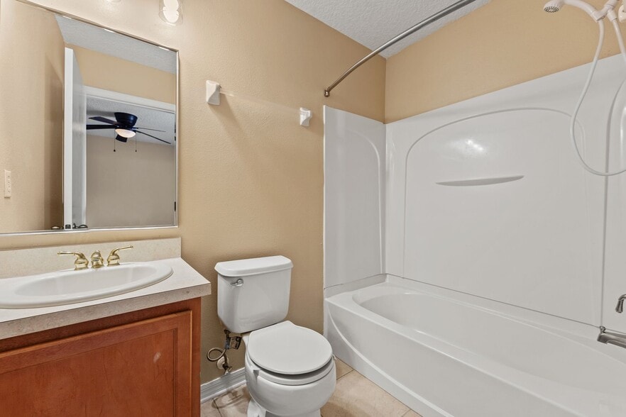 Building Photo - 4613 Gerber Ct