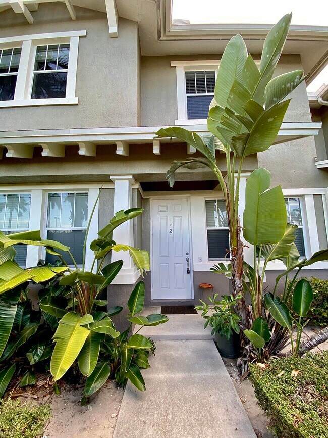 Building Photo - 850 Millbrae Ct