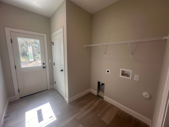 Building Photo - New Construction 3 Bedroom Home