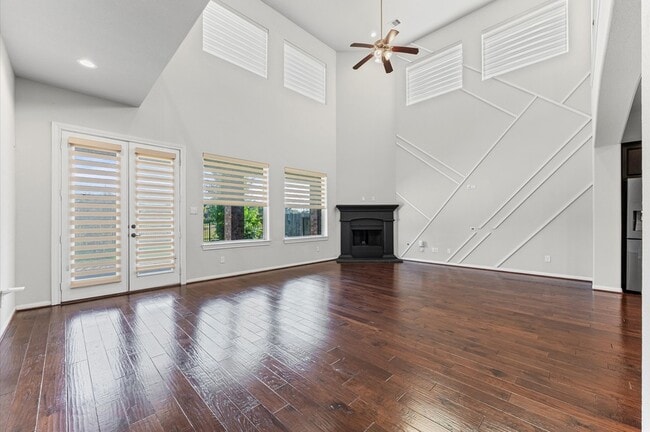 Building Photo - 4315 Laburnam Rd