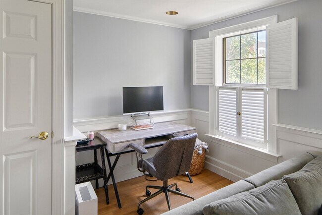 Building Photo - 1 Devens St