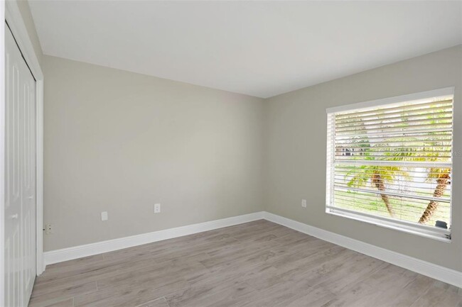 Building Photo - 105 Timberview Dr