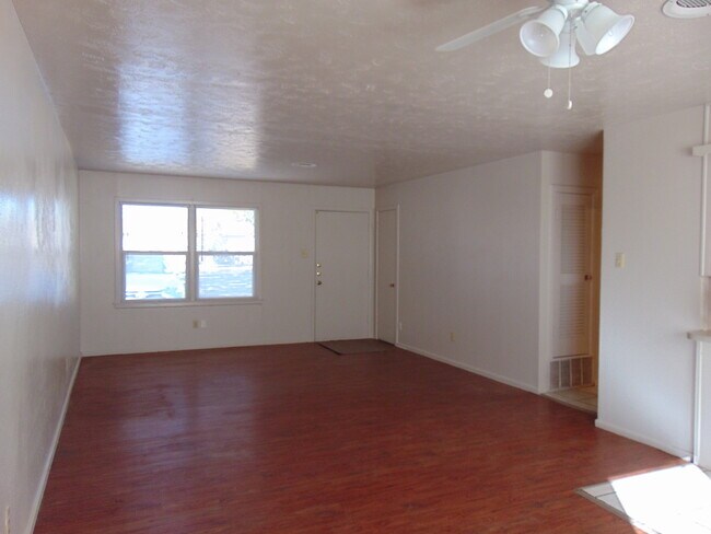 Building Photo - 5615 44th St