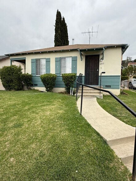 Primary Photo - 1002 Tyler St
