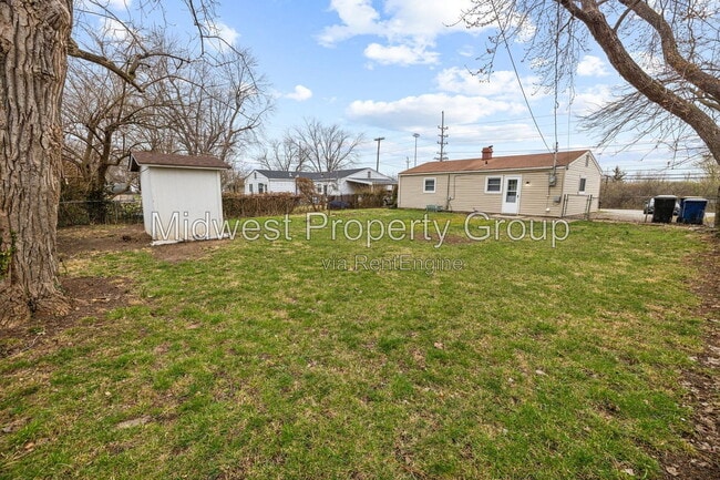 Building Photo - 1432 E Pitman Ave
