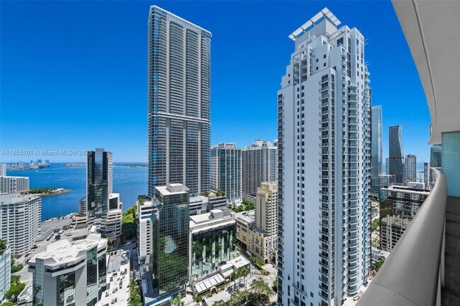 Building Photo - 1010 Brickell Ave