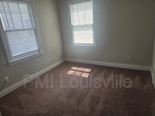 Building Photo - 1714 Bicknell Ave