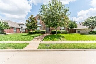 Building Photo - 10804 Briar Brook Ln