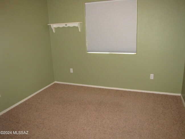 Building Photo - 497 S Douglas Wash Rd