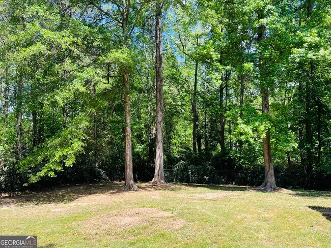 Building Photo - 2289 Roscoe Rd