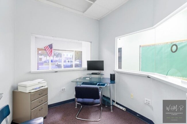 Building Photo - 926 Quincy St