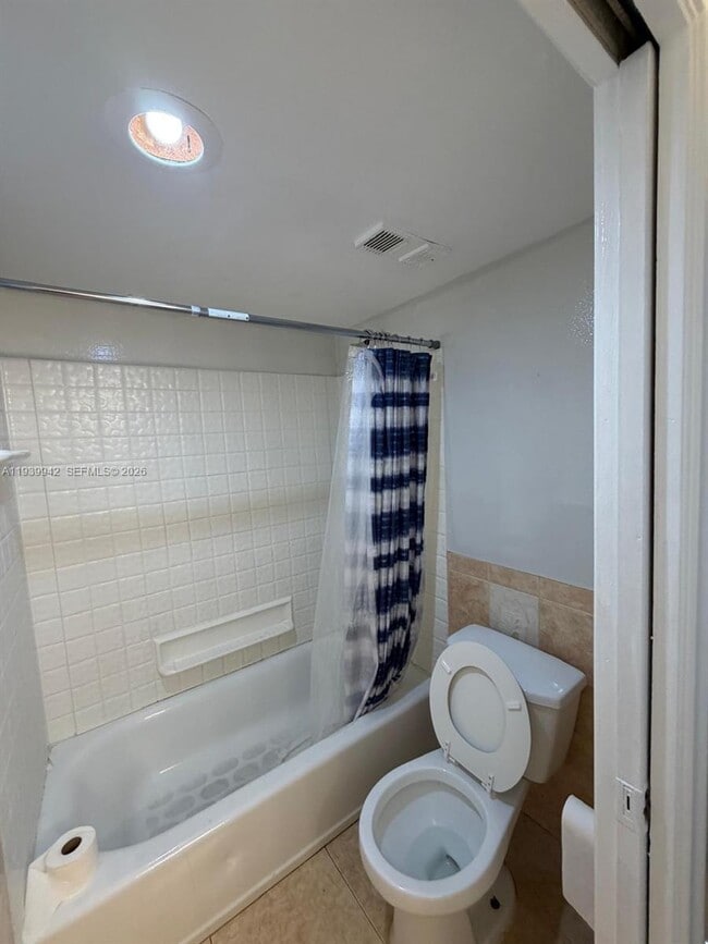 Building Photo - 1820 N Congress Ave