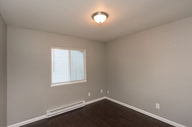 Building Photo - 12225 SW Longhorn Ln