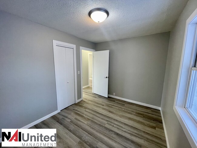 Building Photo - Fully renovated 3 beds, 1 bath home for rent.