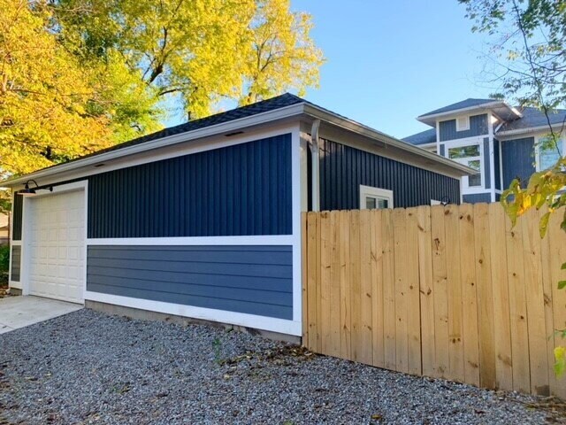 Building Photo - COLLEGE AVE- PROFESSIONALLY REMODELED 5BR/3/5BA HOME AVAILABLE NOW!