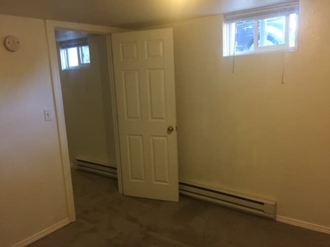 Building Photo - 2817 W 36th Ave