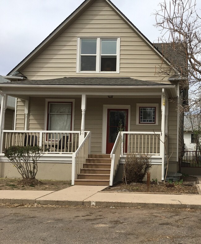 Building Photo - 533 14th Ave