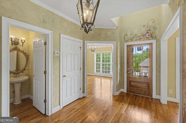Building Photo - 6 Stonebrook Dr