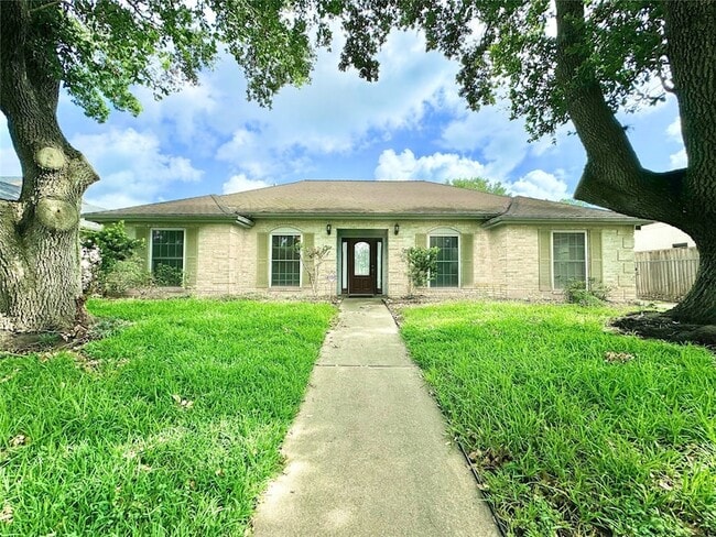 Building Photo - 7914 Candle Ln