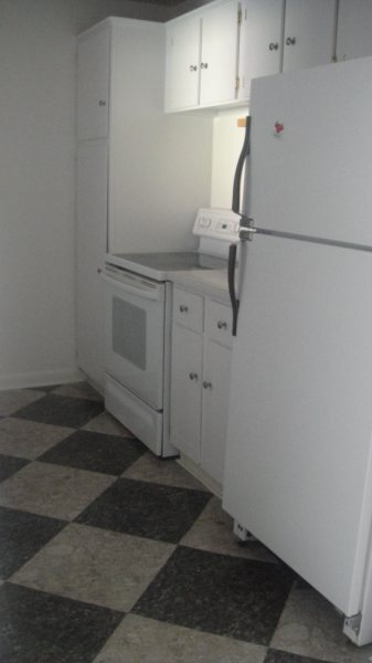 Building Photo - 1323 Queens Rd