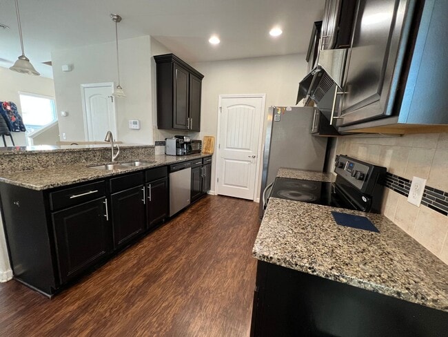 Building Photo - Summer Hill rental in Richmond Hill