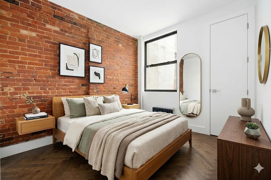 Building Photo - 130 Allen St