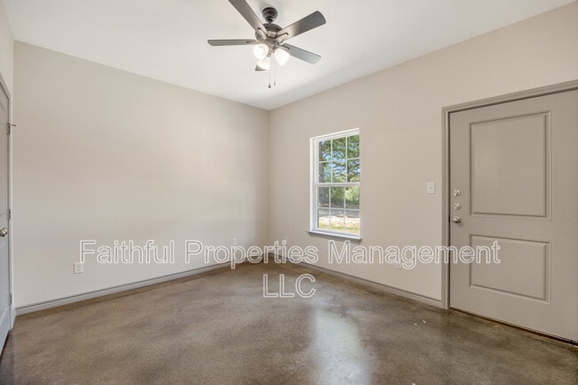 Building Photo - 13554 FM 14