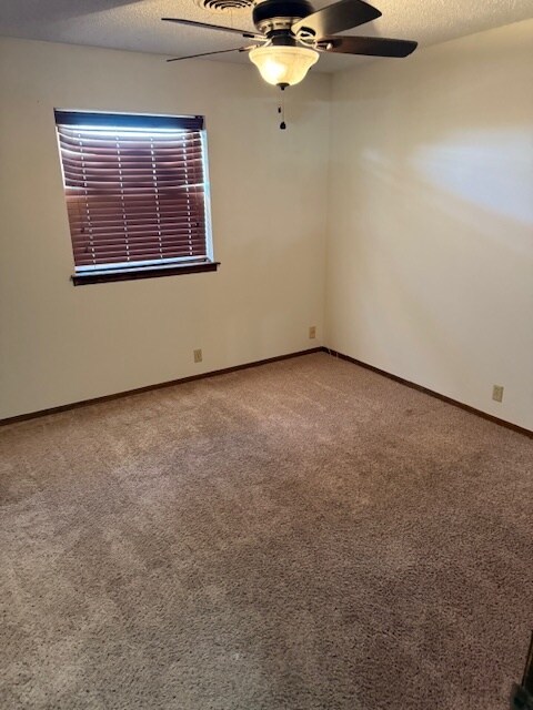 Building Photo - 1344 Meadow Ln